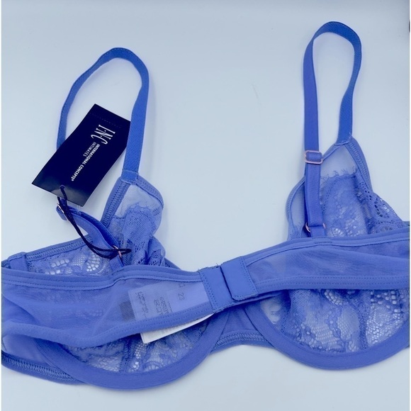 New I.N.C. INTERNATIONAL CONCEPTS
Underwire Lace Bra, Lolite Small - Picture 4 of 4